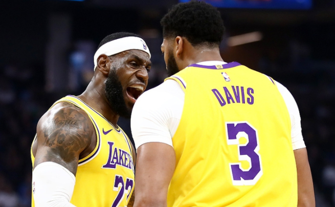 山东队轻取四川队,浓眉哥关键制胜 山东队轻取四川队,浓眉哥关键制胜