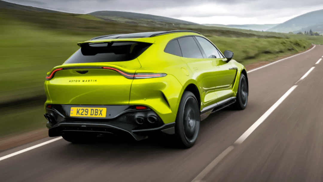 阿斯顿马丁轻取威廉姆斯,汉密尔顿状态火热 阿斯顿马丁轻取威廉姆斯,汉密尔顿状态火热