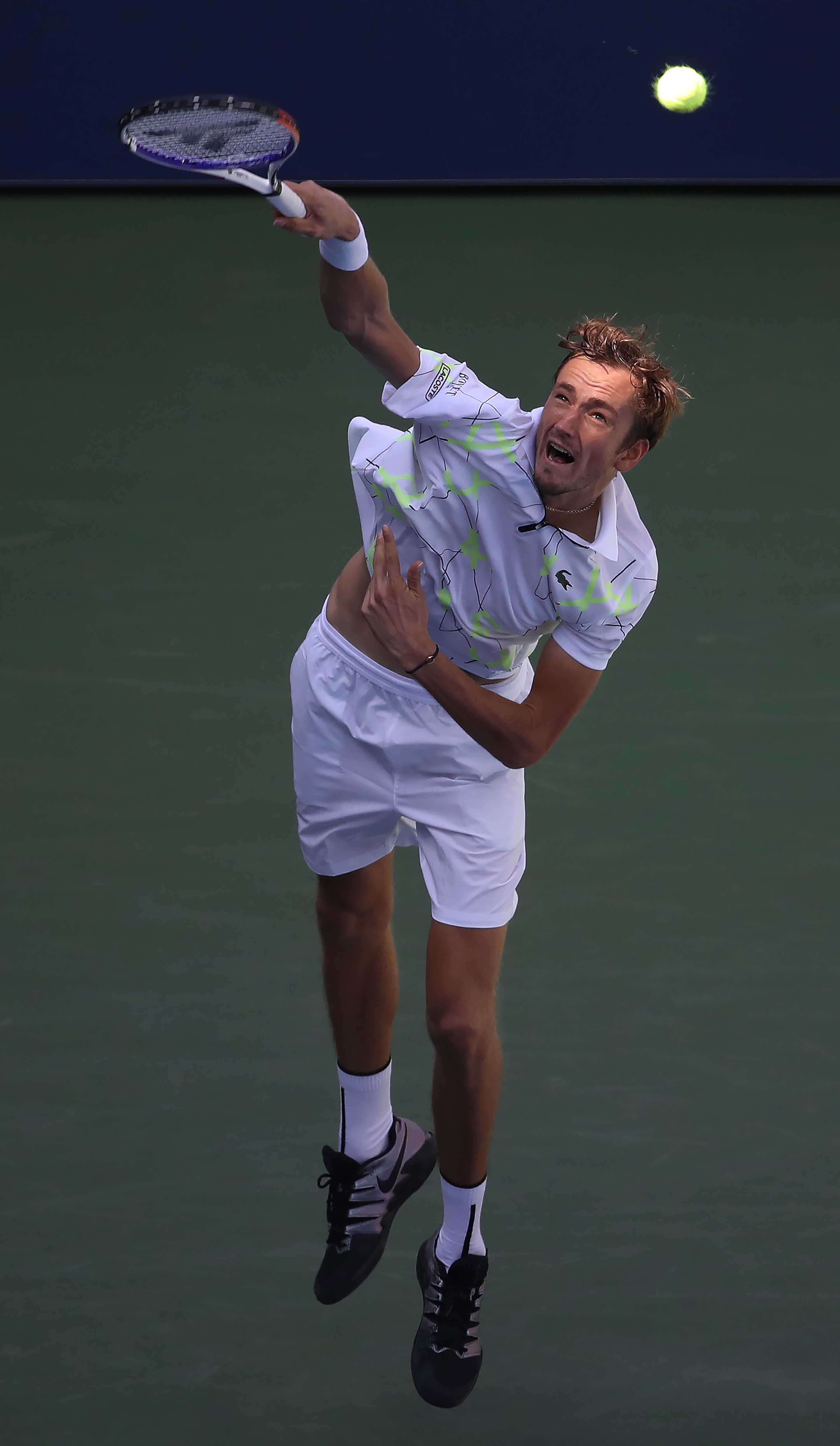 美网轻取ATP总决赛，梅德韦杰夫惊艳四座