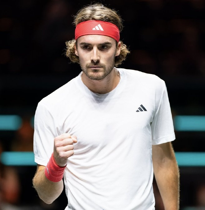 法网逆转蒙特卡洛大师赛，西西帕斯统治全场