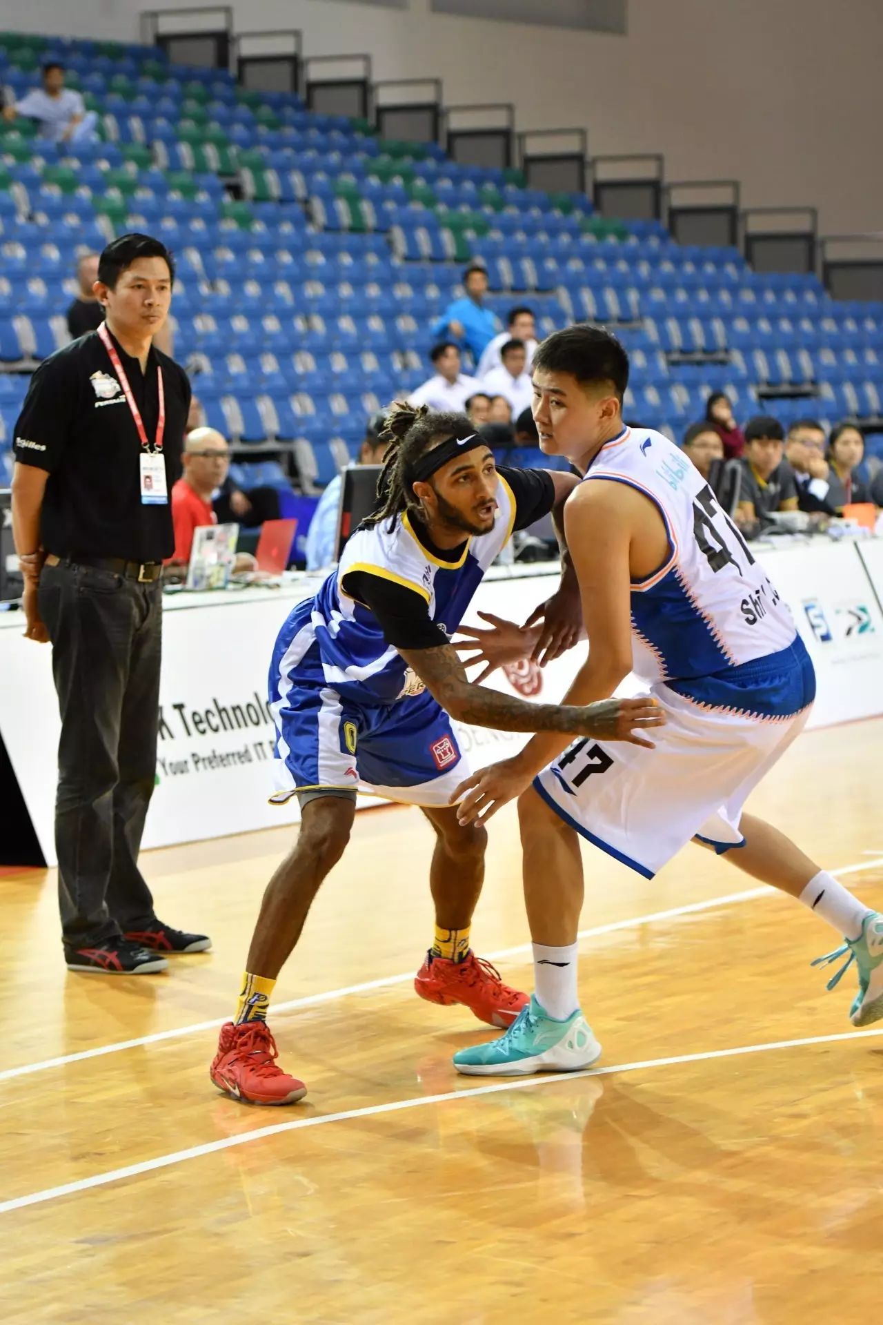 印尼队轻取法国队，辛杜惊艳四座