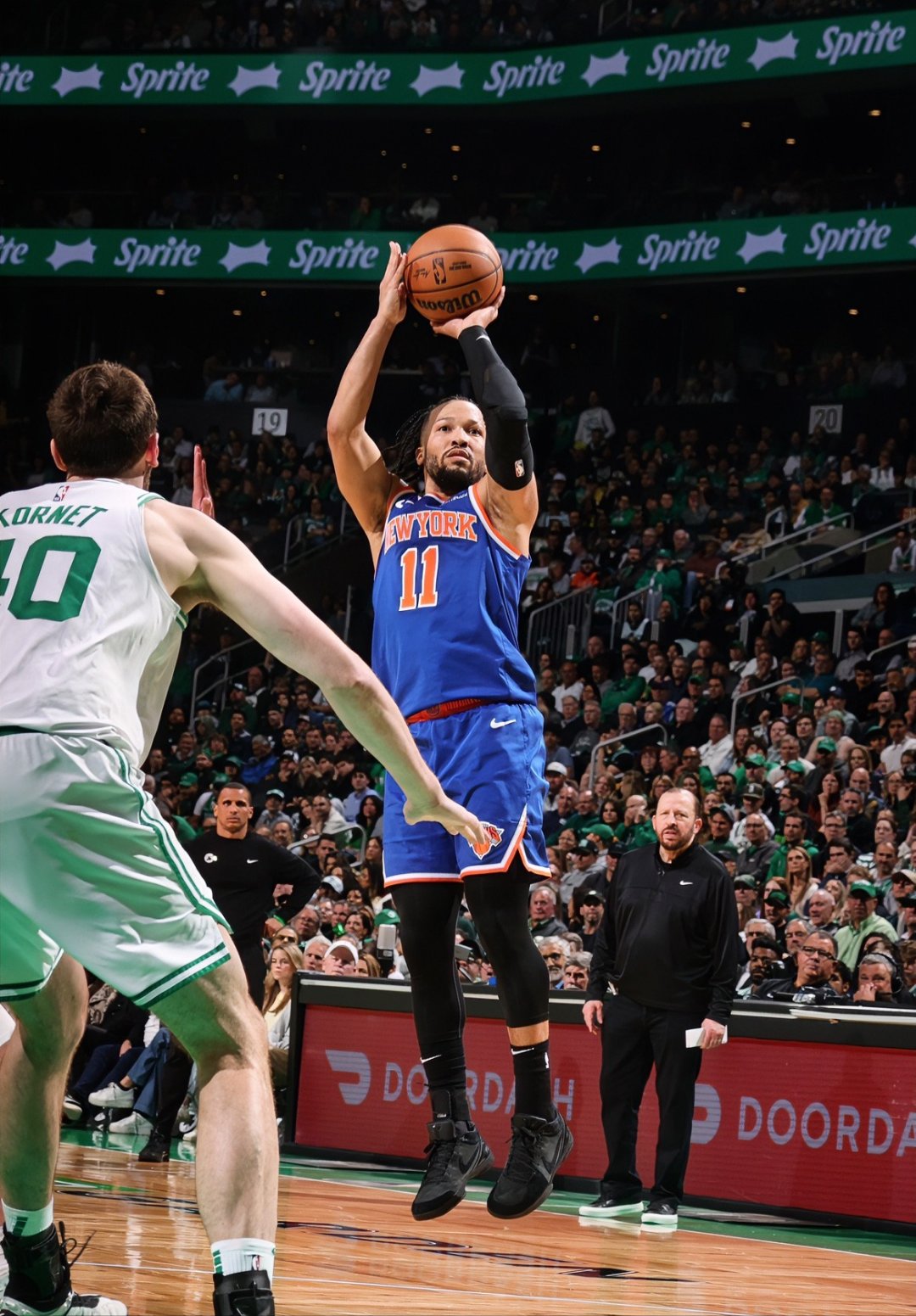 凯尔特人力克尼克斯，客场获胜