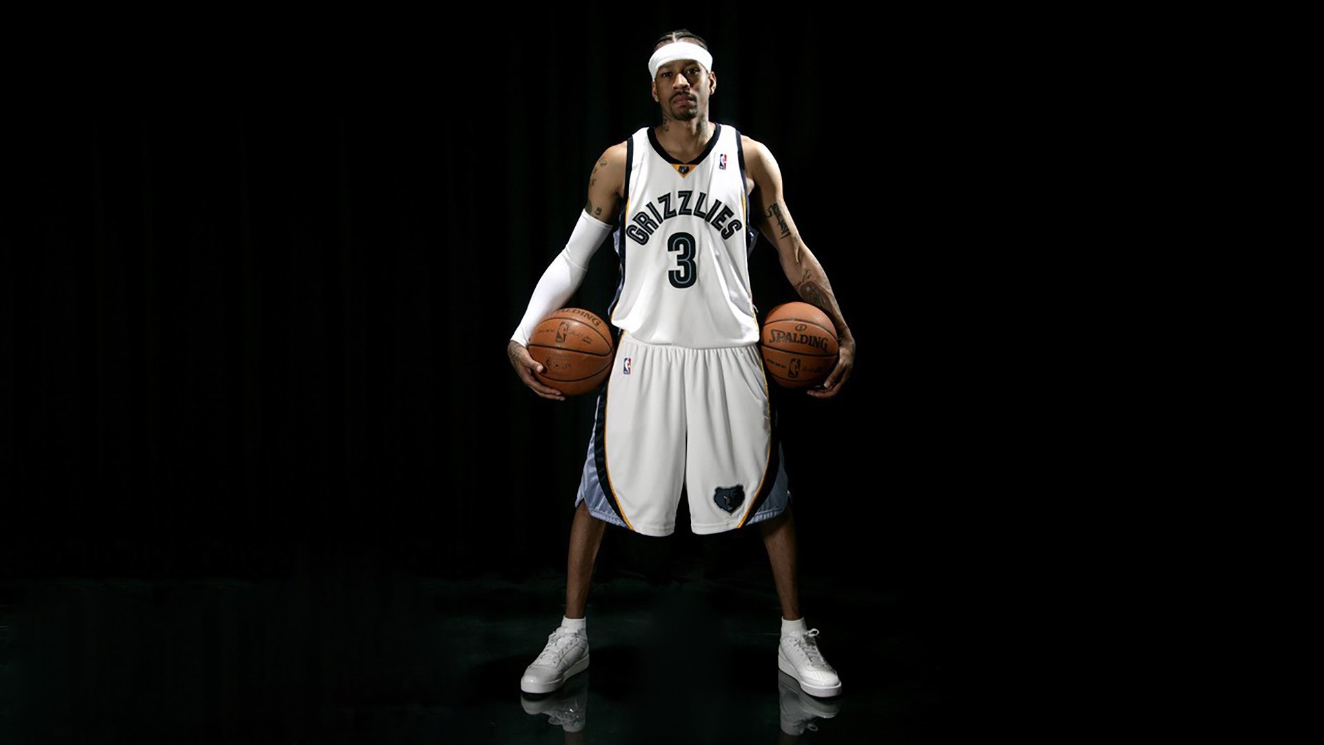 跨界之夜，当足球铁腰卡塞米罗照亮NBA季后赛的星空